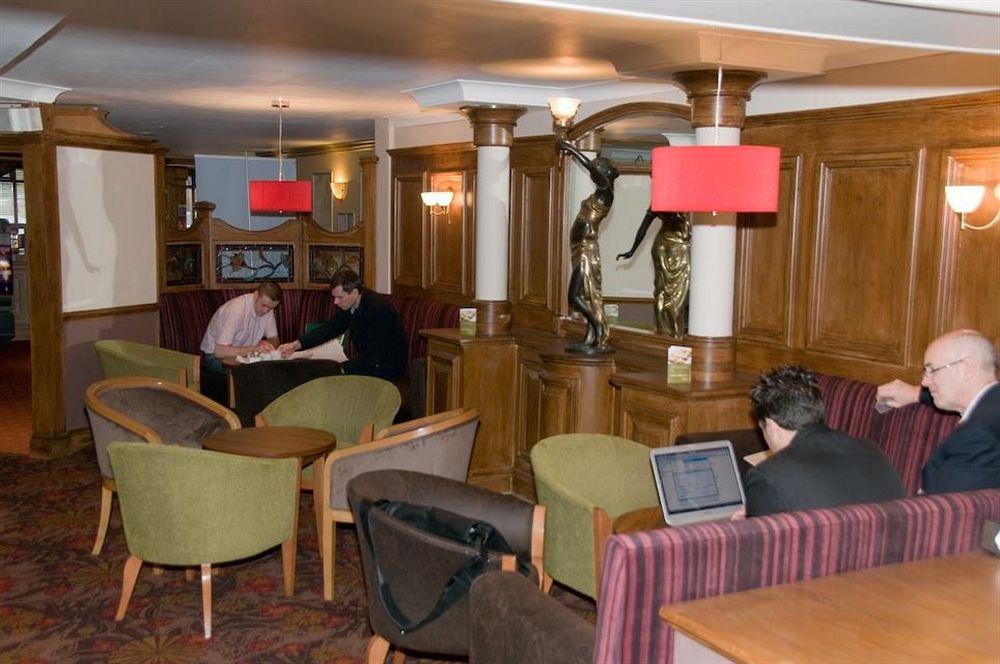 Holiday Inn Reading West By Ihg Restaurant photo