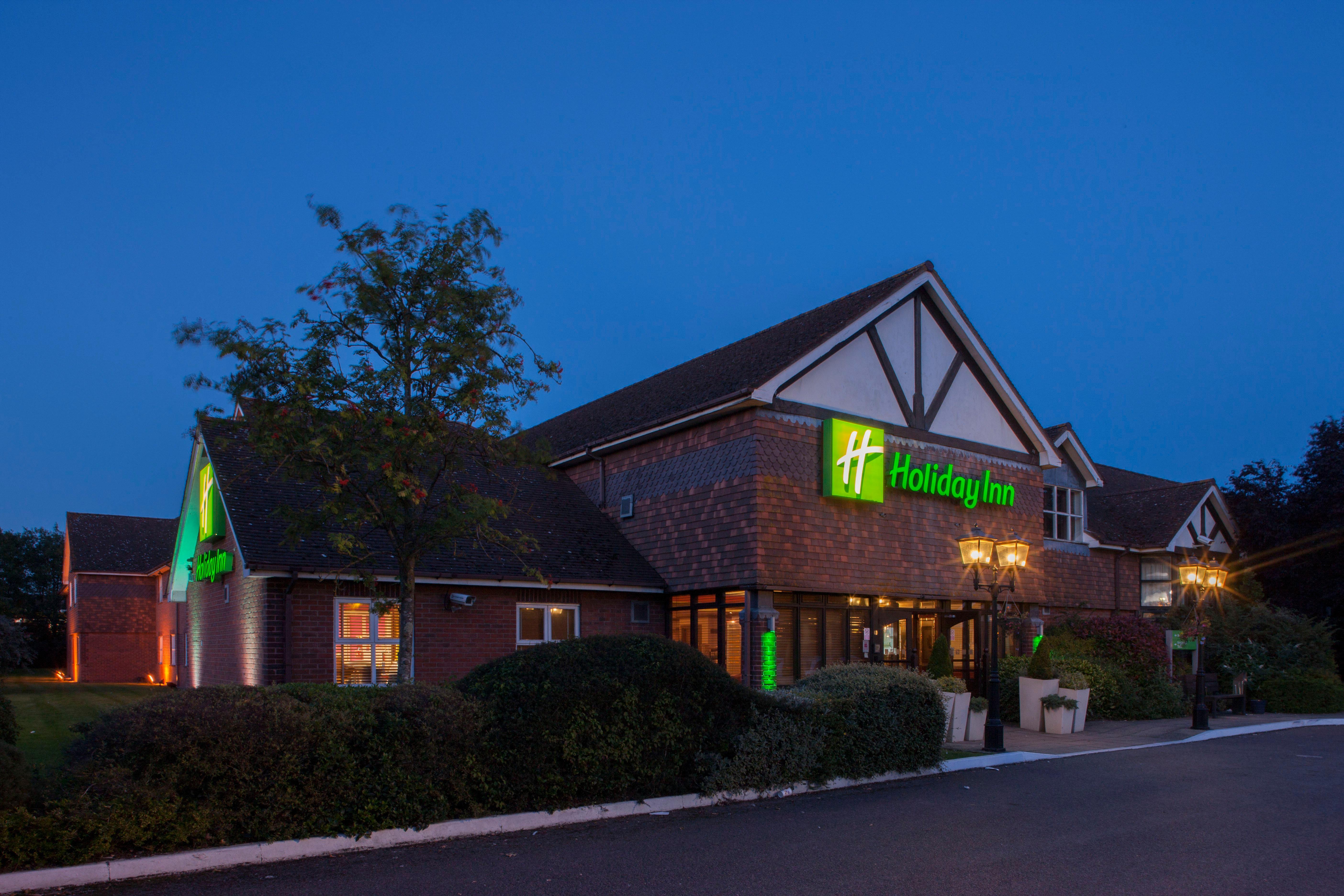 Holiday Inn Reading West By Ihg Exterior photo