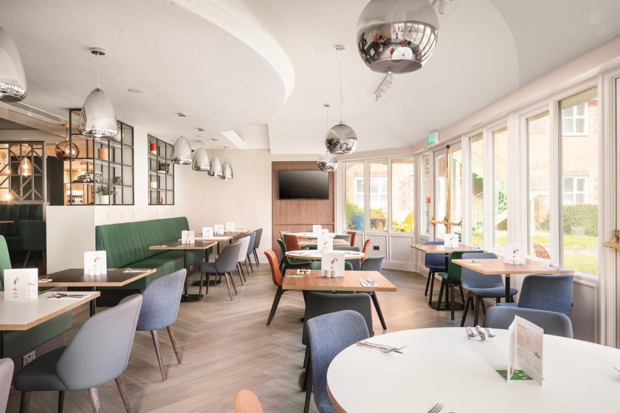 Holiday Inn Reading West By Ihg Exterior photo