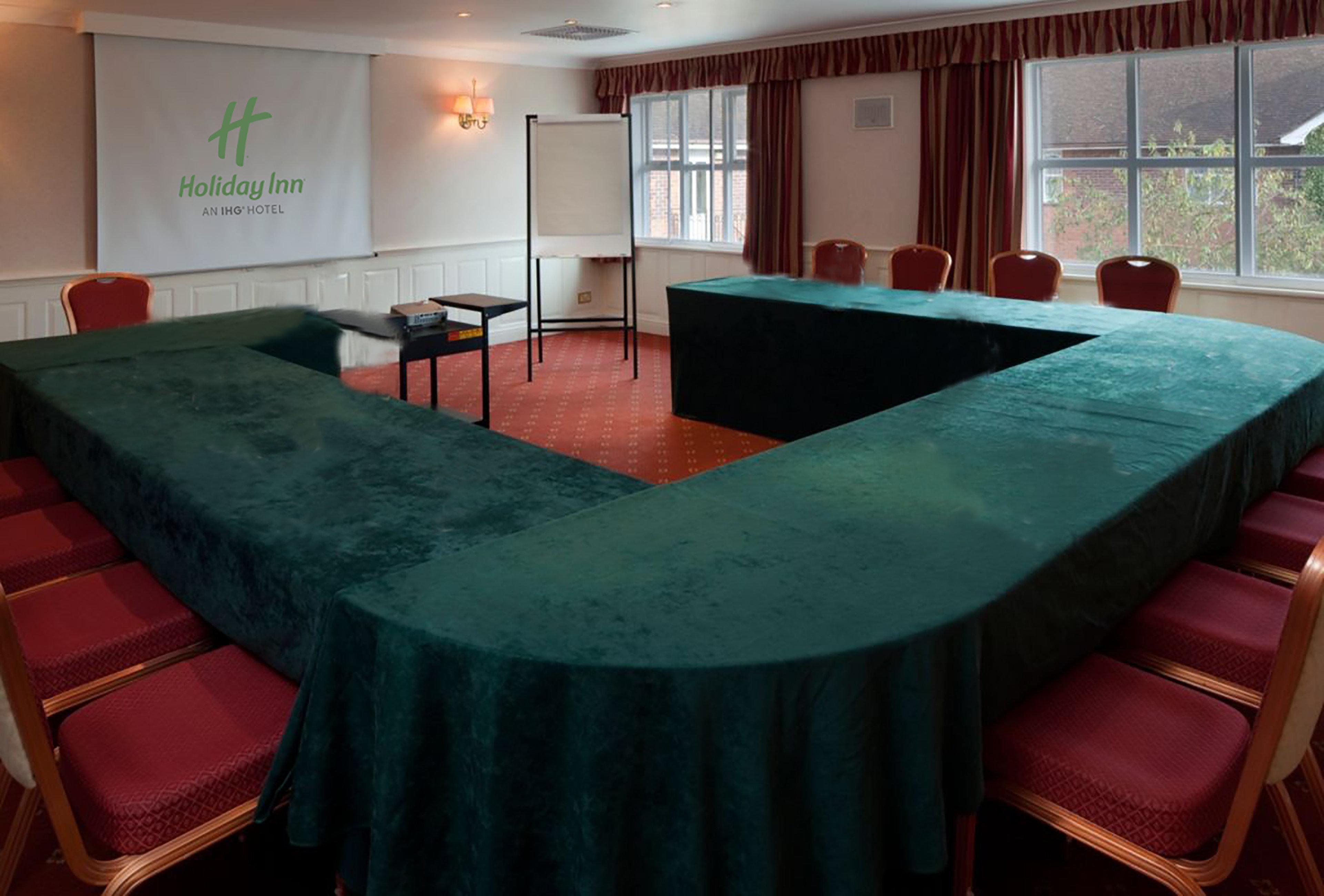 Holiday Inn Reading West By Ihg Exterior photo